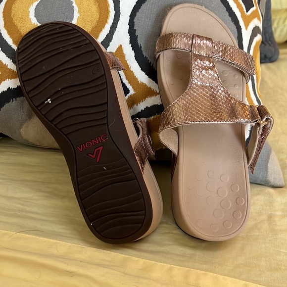 Bionic sandals - Picture 2 of 2